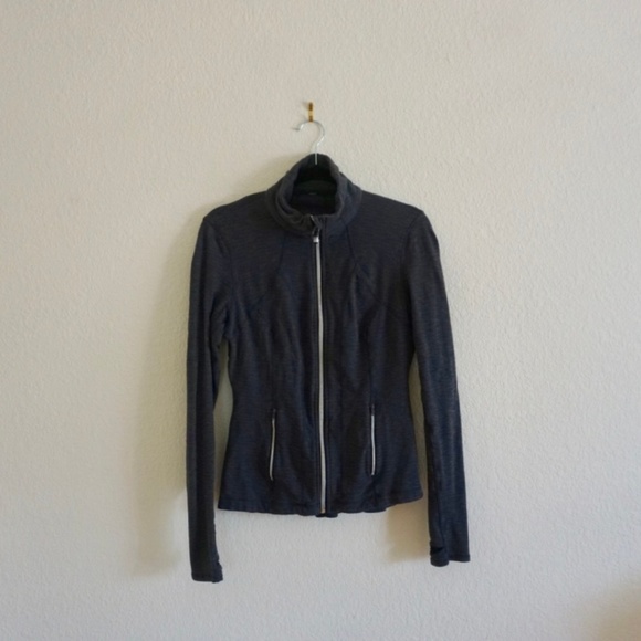 Lululemon Yogi Dance Ruffle Jacket - Picture 3 of 8